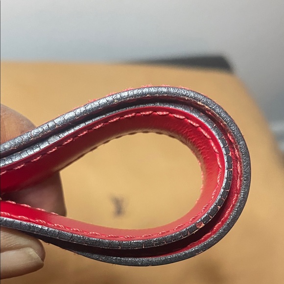 Louis Vuitton Epi Lussac shoulder bag - Picture 9 of 16